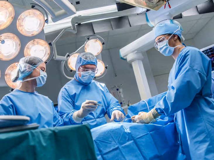 Kidney donation and organ transplant